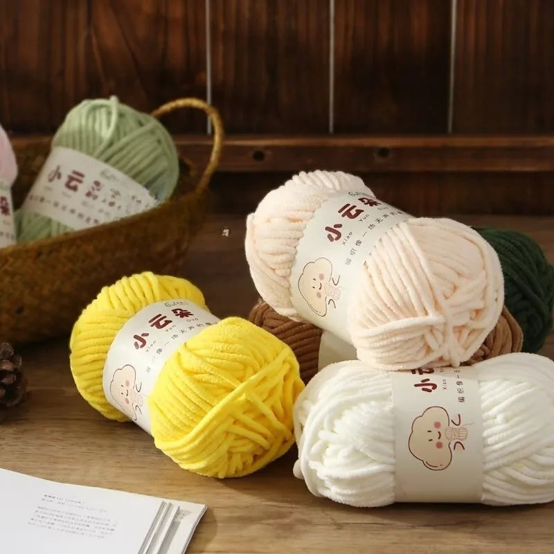 50g/Roll Chenille Yarn for Crochet Solid Color Soft Warm Chenille Yarn for Amigurumi Craft Knitting Baby Blankets Plush Toys
